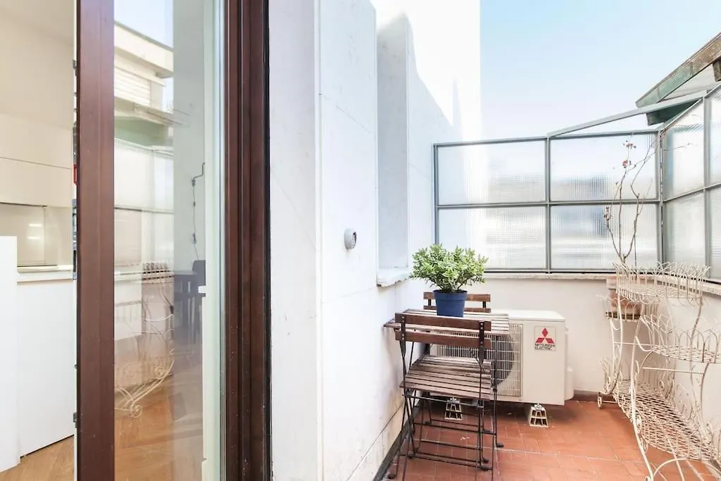 Studio Apartment Duomo Square Milano